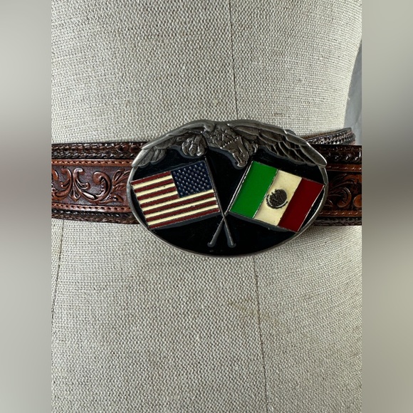 Buckles of America Mexico USA flag buckle with croc pattern leather belt 38 - Picture 8 of 12